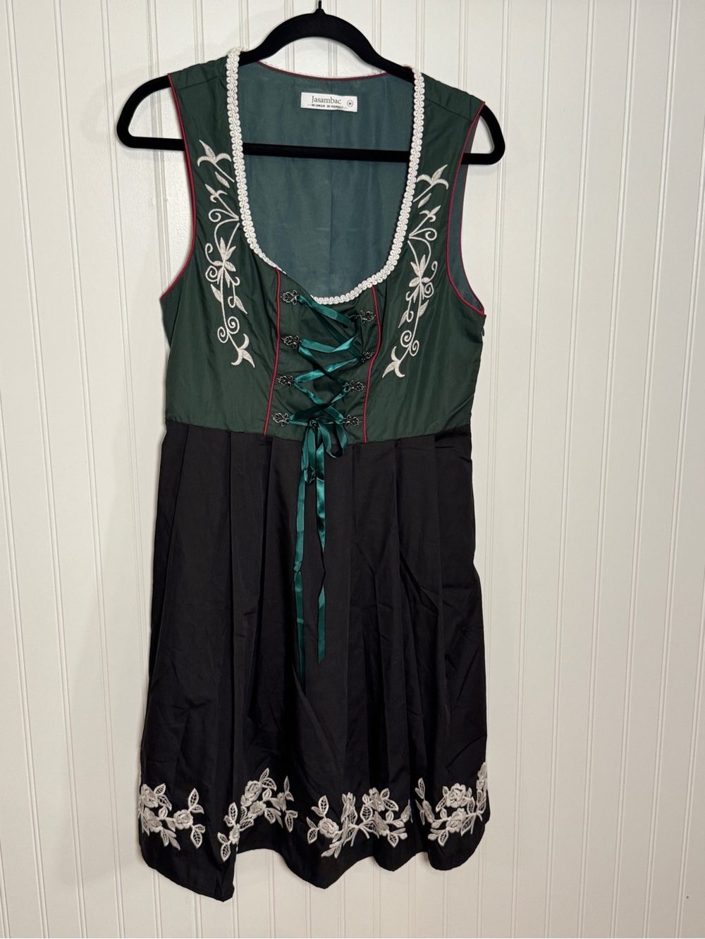 Green & Black Octoberfest Embroidered Lace-Up Women’s Dirndl Dress